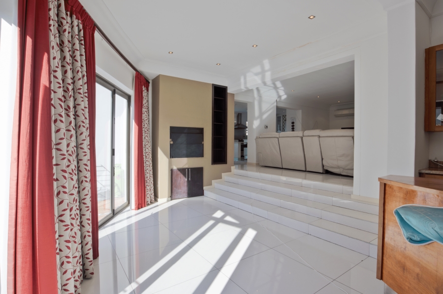 5 Bedroom Property for Sale in Big Bay Western Cape